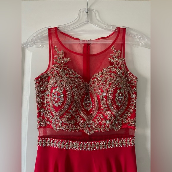 Red prom dress - Picture 4 of 4